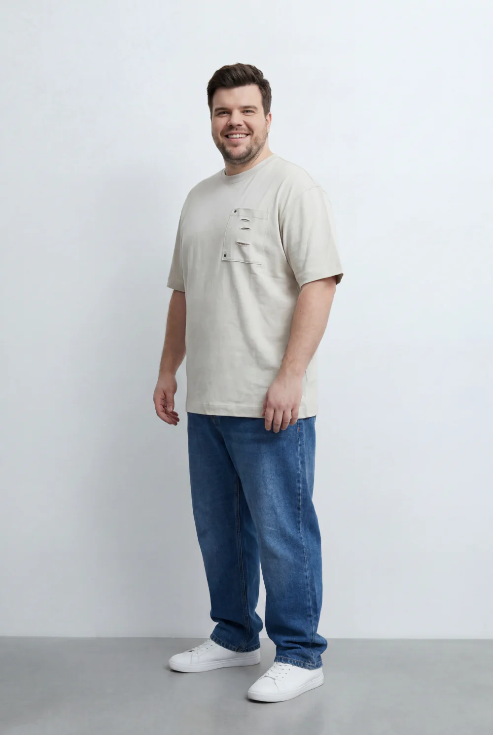 Men’s Tomato Store Big Size T-Shirt Utility Inspired Chest Pocket And Distressed Detail - Image 4