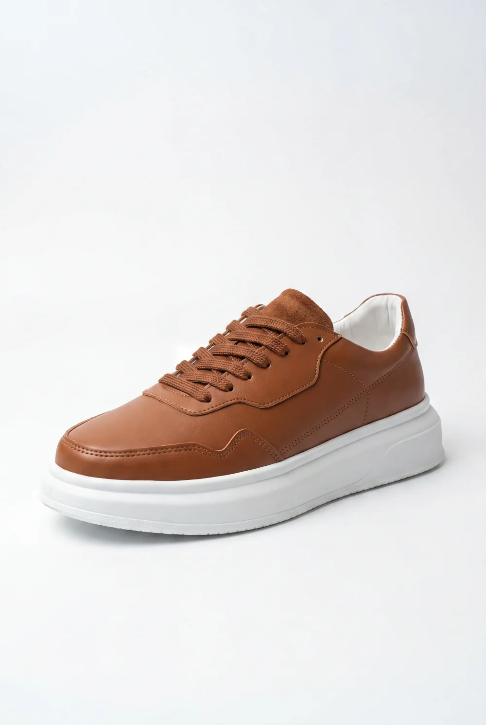 Men’s Tomato Store Casual Leather Sneaker Smooth Upper Clean Panel Shoes - Image 2