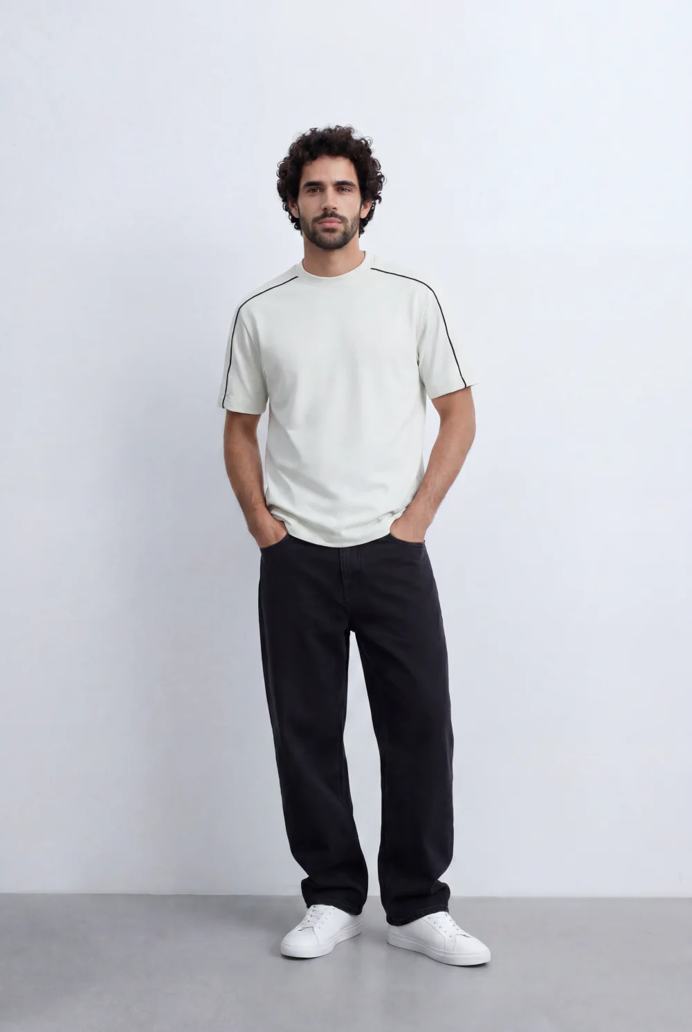 Men’s Tomato Store Minimal Contrast Trim T-Shirt Clean Athletic Inspired Design Shoulder Piping Detail - Image 4