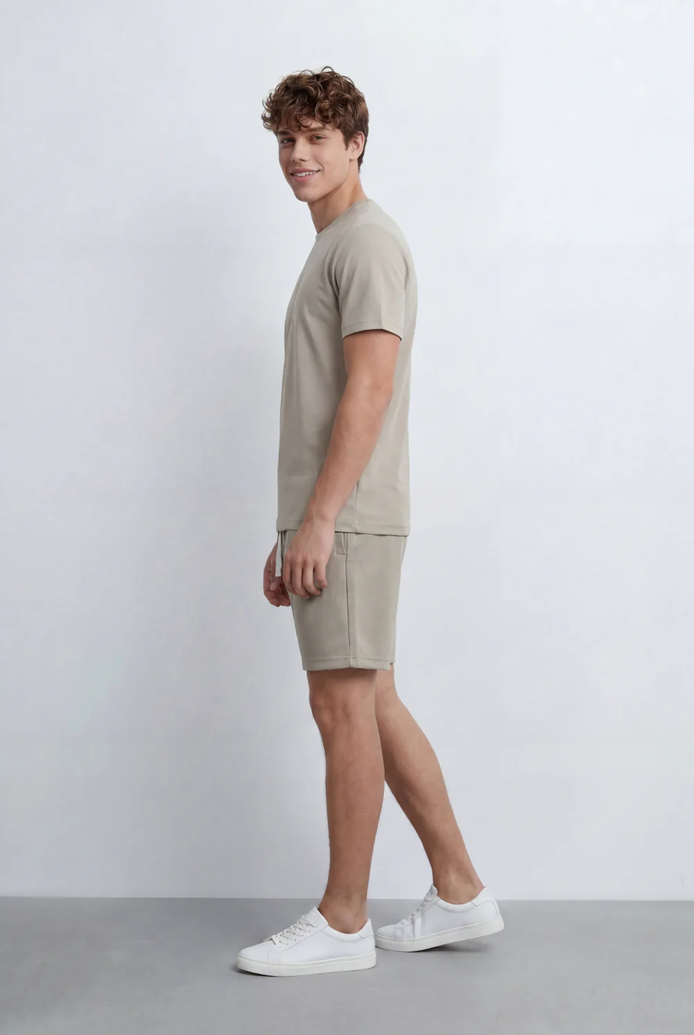 Men’s Tomato Store Minimal Details And An Adjustable Drawstring Waist Outfit Regular Fit - Image 4