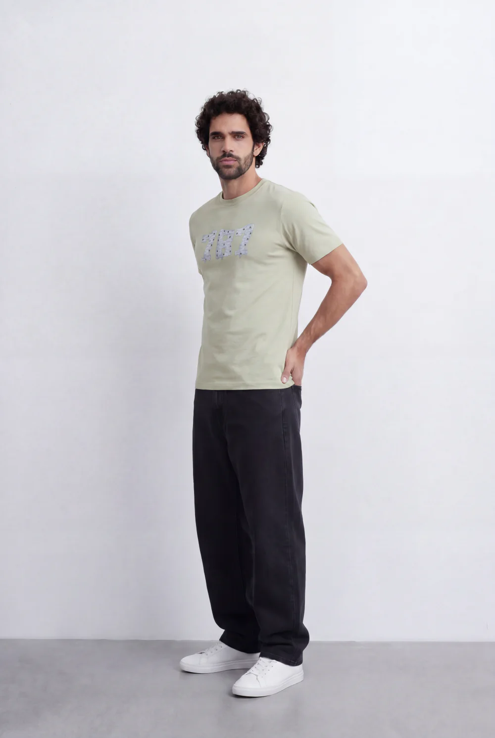 Men’s Tomato Store Numeric Graphic T-Shirt Raised Number Front Artwork Textured Patch Detail - Image 3