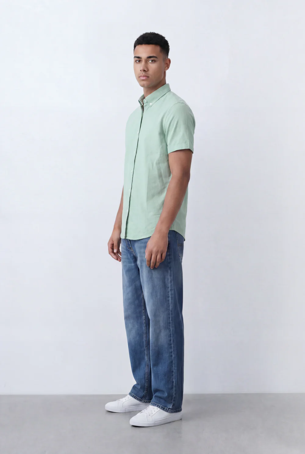 Men’s Tomato Store Oxford Slim Fit Shirt Short Sleeve Button Down Collar Lightweight Breathable Fabric - Image 20
