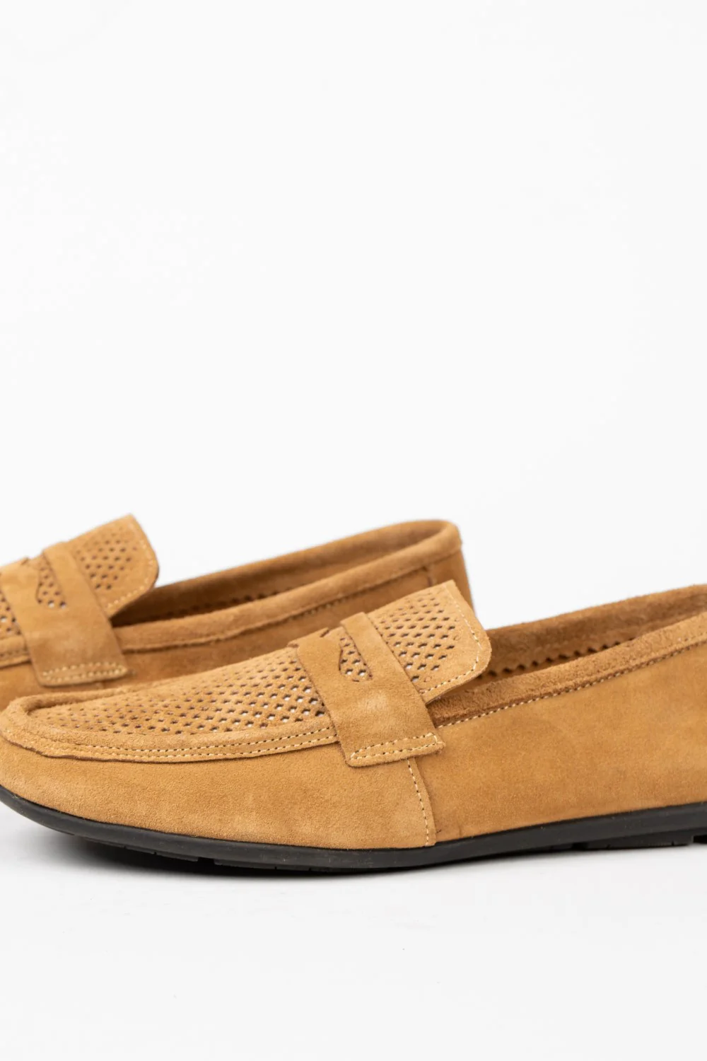 Men’s Tomato Store Perforated Suede Loafers Flexible Low-Profile Shoes - Image 11