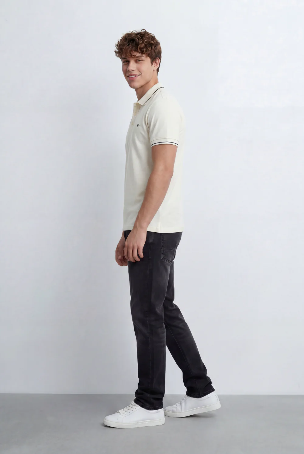 Men’s Tomato Store Polo T-Shirt Contrast Tipping Details Embroidered Chest Logo Slim Fit - Image 8