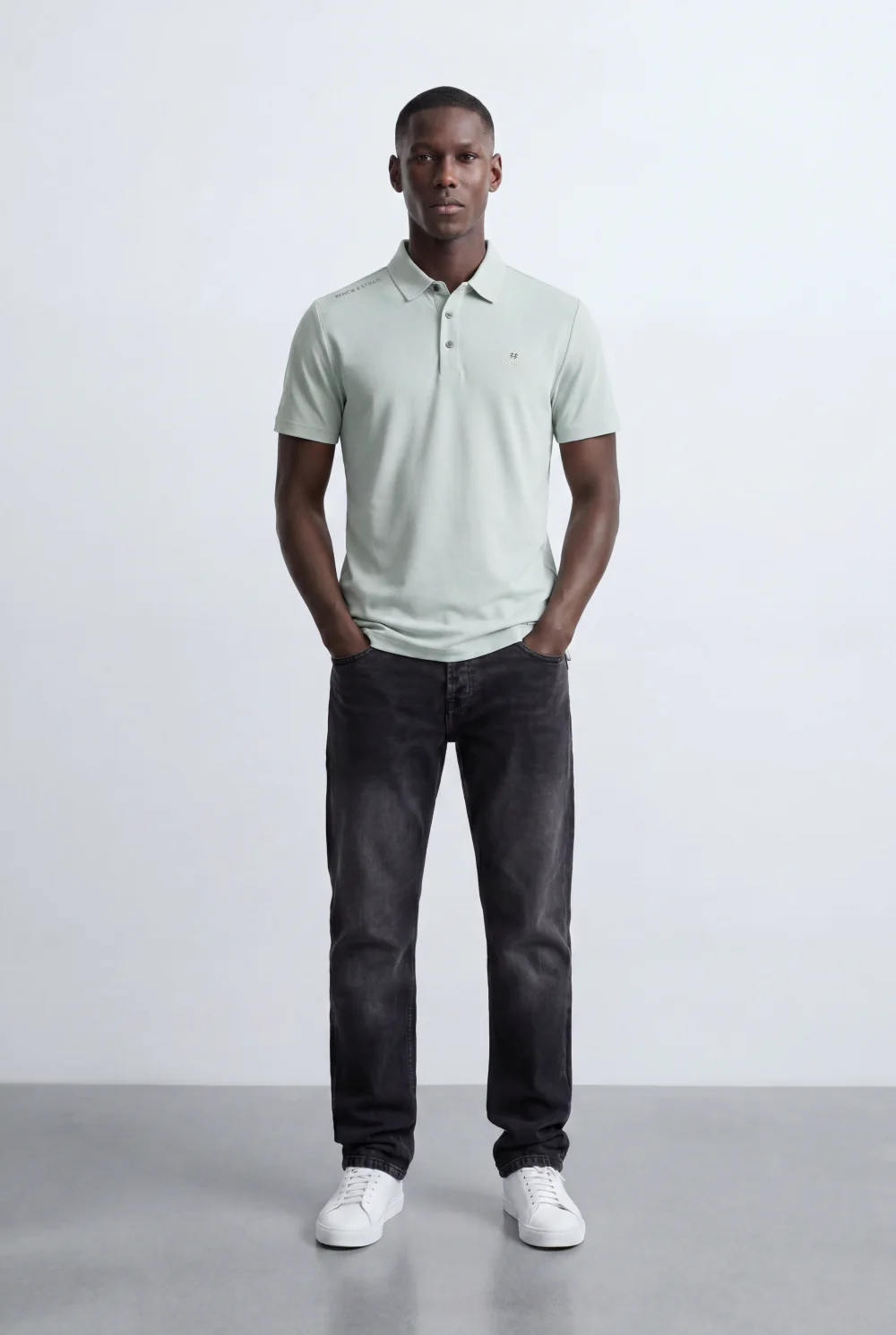 Men’s Tomato Store Refined Polo Shirt Embroidered Chest Detail Classic Collar Structure Button Placket T-Shirt - Image 15