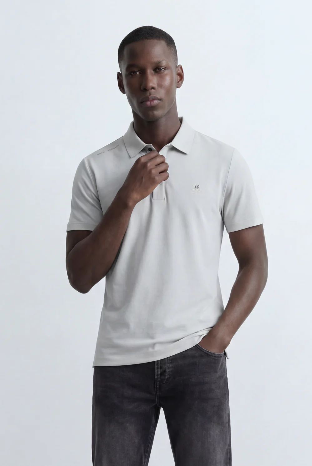 Men’s Tomato Store Refined Polo Shirt Embroidered Chest Detail Classic Collar Structure Button Placket T-Shirt - Image 5