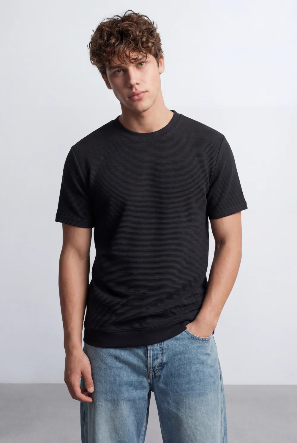 Men’s Tomato Store Short Sleeves Textured Knit Crew Neck Regular Fit T-Shirt - Image 13