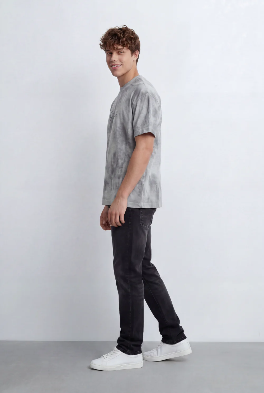 Men’s Tomato Store Soft Cloud Wash With Subtle Tie Dye T-Shirt With Minimal Chest Print - Image 8