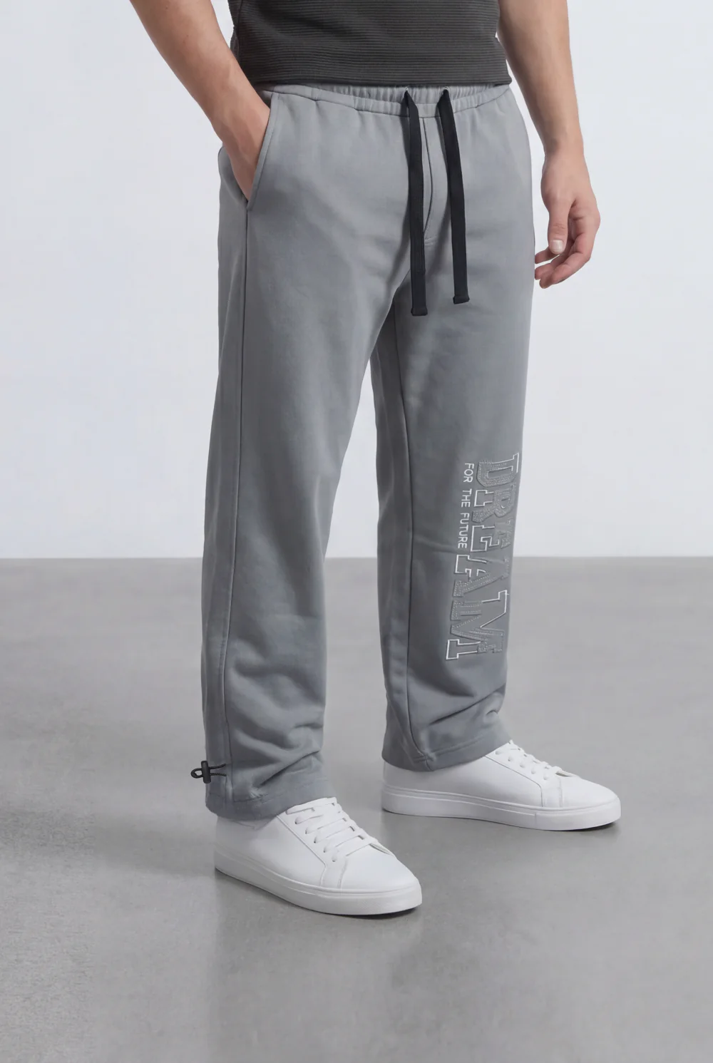Men’s Tomato Store Street Sweatpants Embossed Side Logo Clean Look Elastic Oversize Side Pockets Zip Detail - Image 12