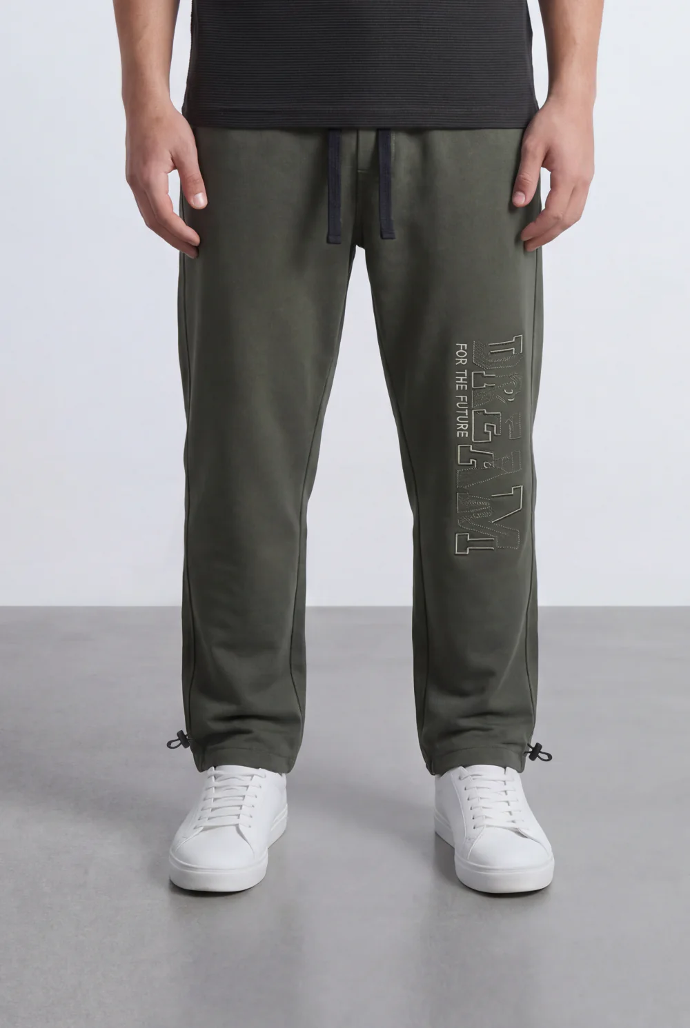 Men’s Tomato Store Street Sweatpants Embossed Side Logo Clean Look Elastic Oversize Side Pockets Zip Detail - Image 17