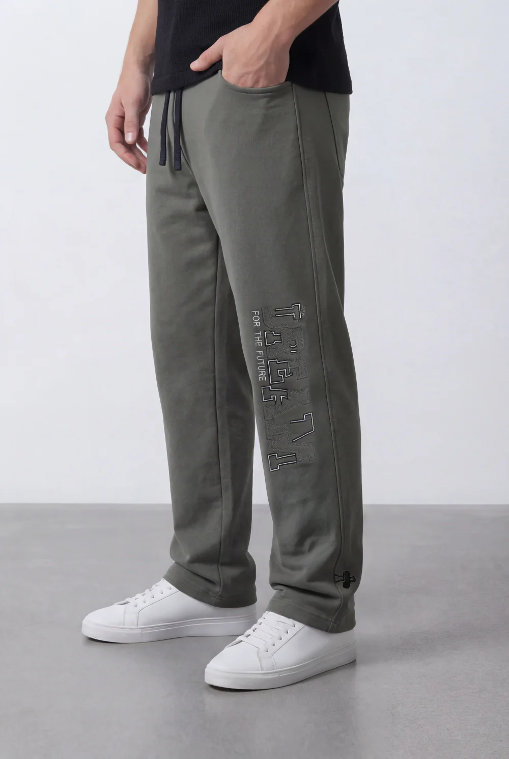 Men’s Tomato Store Street Sweatpants Embossed Side Logo Clean Look Elastic Oversize Side Pockets Zip Detail - Image 24