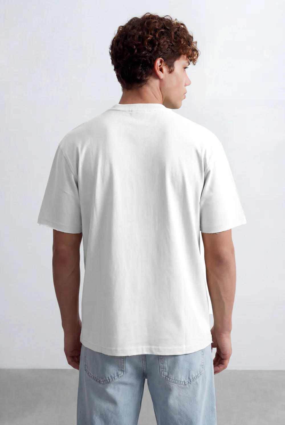 Men’s Tomato Store T-Shirt Small Chest Logo Clean Front Look Oversize - Image 14