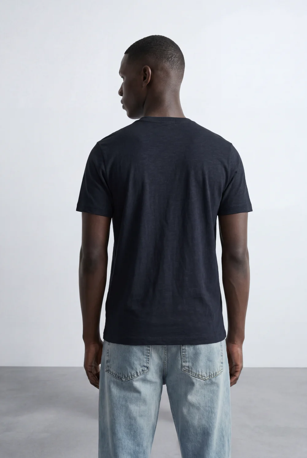 Men’s Tomato Store Texture T-Shirt Subtle Grain Surface Jacquard Knit Slim Fit - Image 10