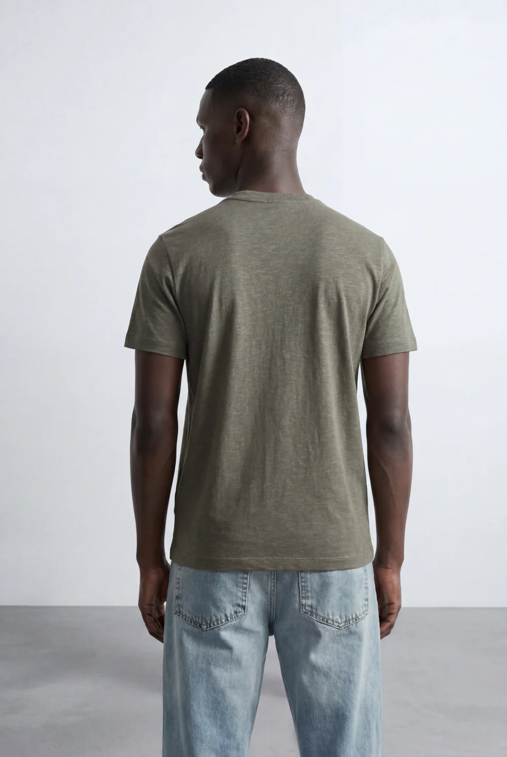 Men’s Tomato Store Texture T-Shirt Subtle Grain Surface Jacquard Knit Slim Fit - Image 2