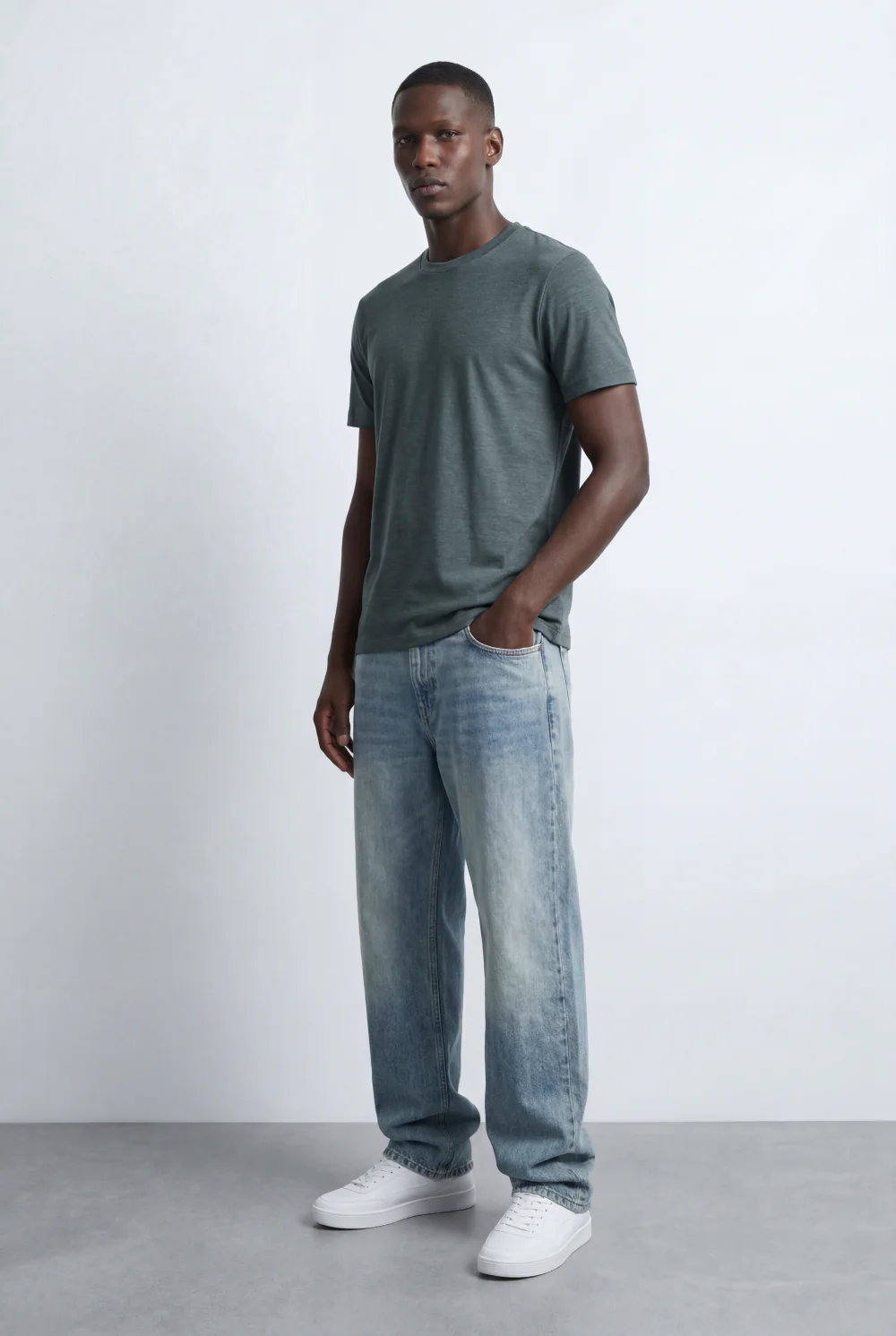 Men’s Tomato Store Texture T-Shirt Subtle Grain Surface Jacquard Knit Slim Fit - Image 7