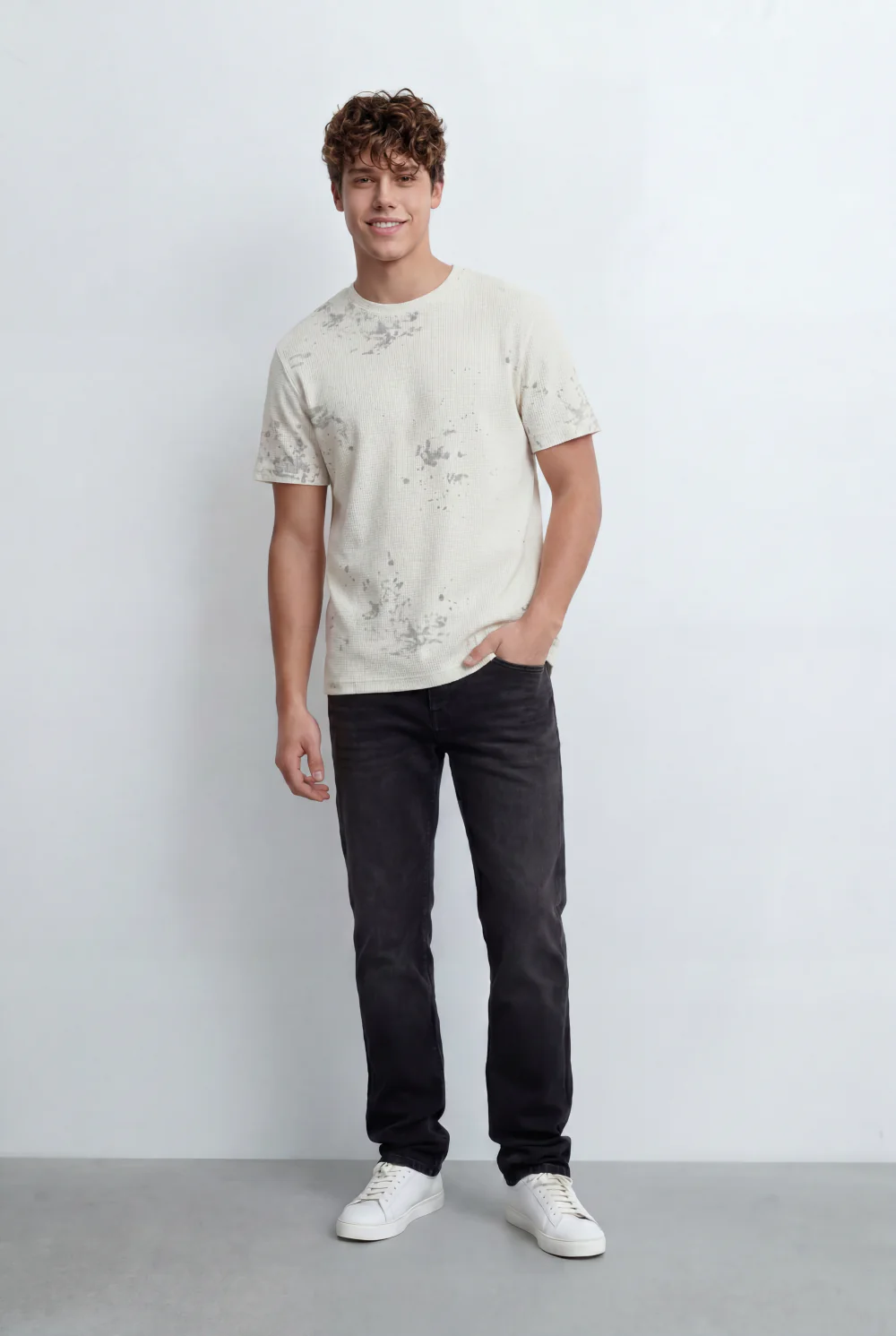 Men’s Tomato Store Textured Waffle T-Shirt With Washed Distress Effect Crew Neck Relaxed Fit - Image 4