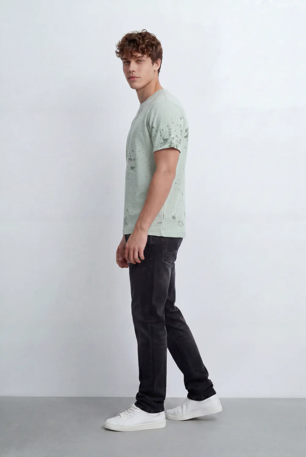 Men’s Tomato Store Textured Waffle T-Shirt With Washed Distress Effect Crew Neck Relaxed Fit - Image 7