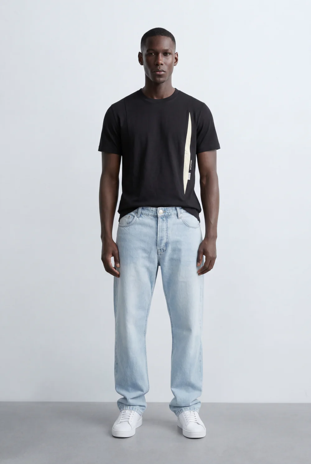 Men’s Tomato Store Vertical Contrast Panel Classic Crew Neckline Bold Design Details T-Shirt - Image 4