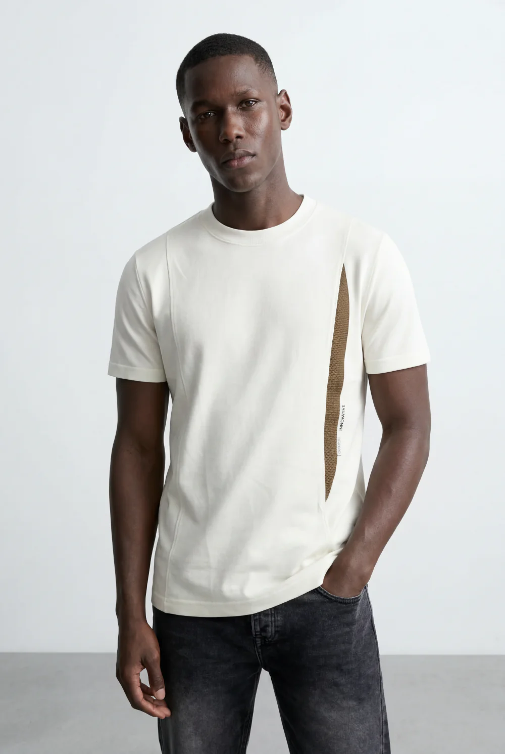 Men’s Tomato Store Vertical Contrast Panel Classic Crew Neckline Bold Design Details T-Shirt - Image 7