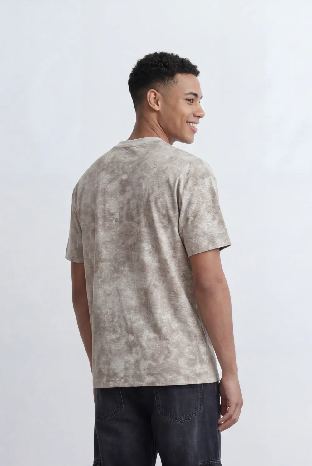 Men’s Tomato Store Washed T-Shirt All Over Cloud Wash Effect Clean Minimal Design Relaxed Fit - Image 10