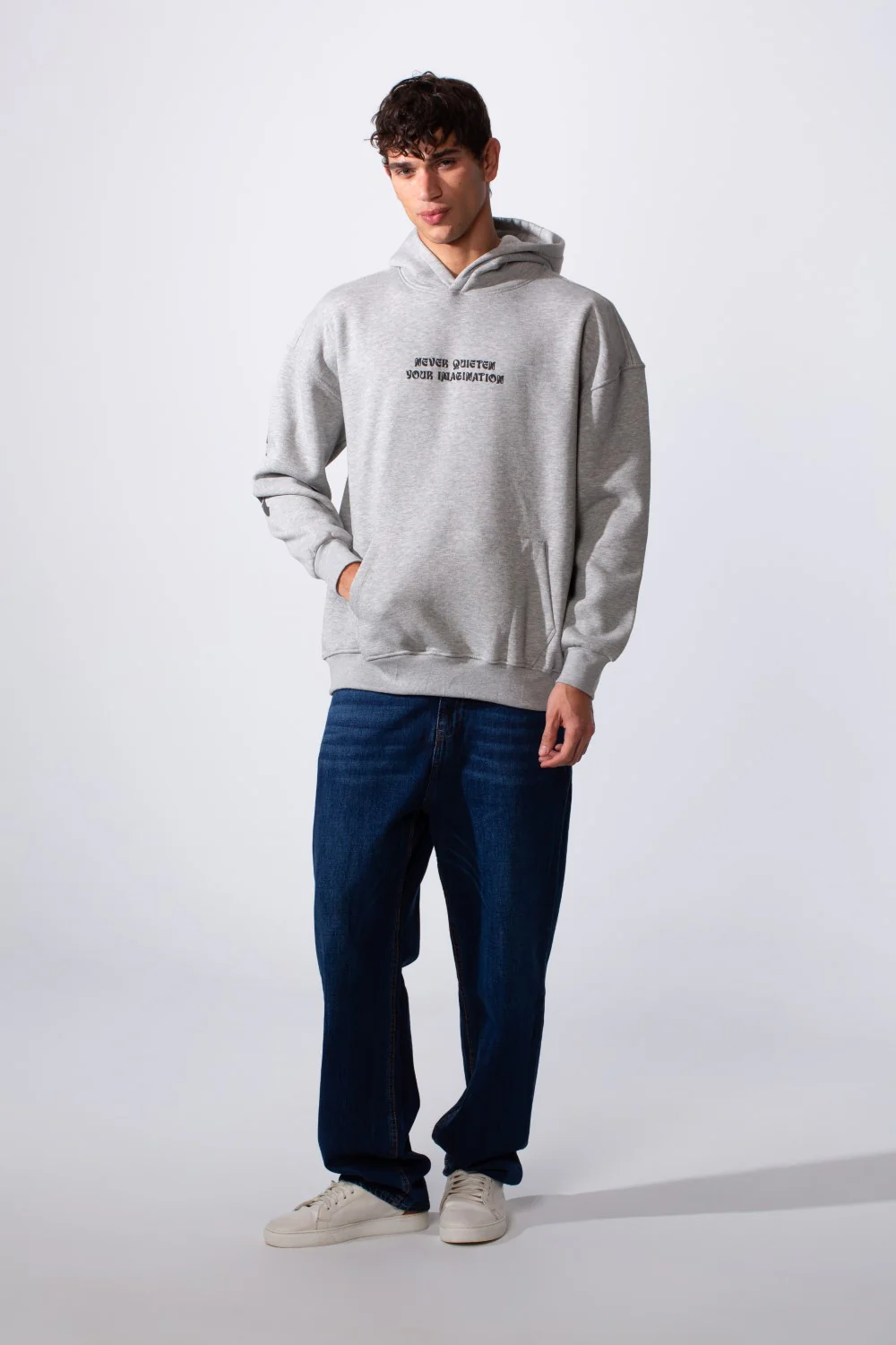 Men's Artistic Back Graphic Print Regular Fit Hood Sweatshirt - Image 3