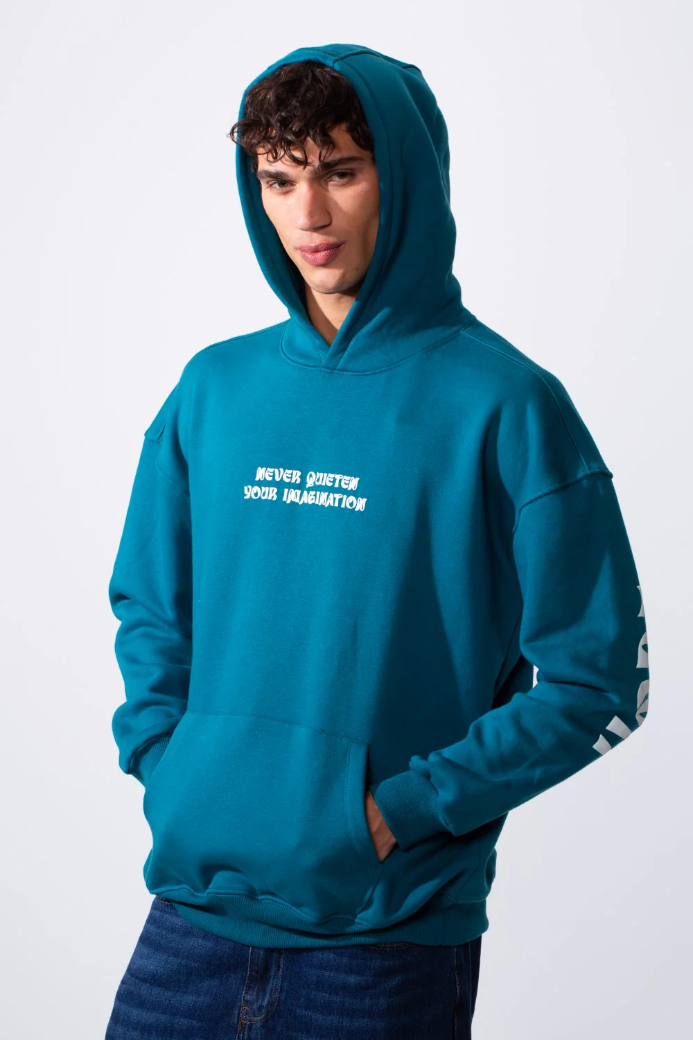Men's Artistic Back Graphic Print Regular Fit Hood Sweatshirt - Image 5