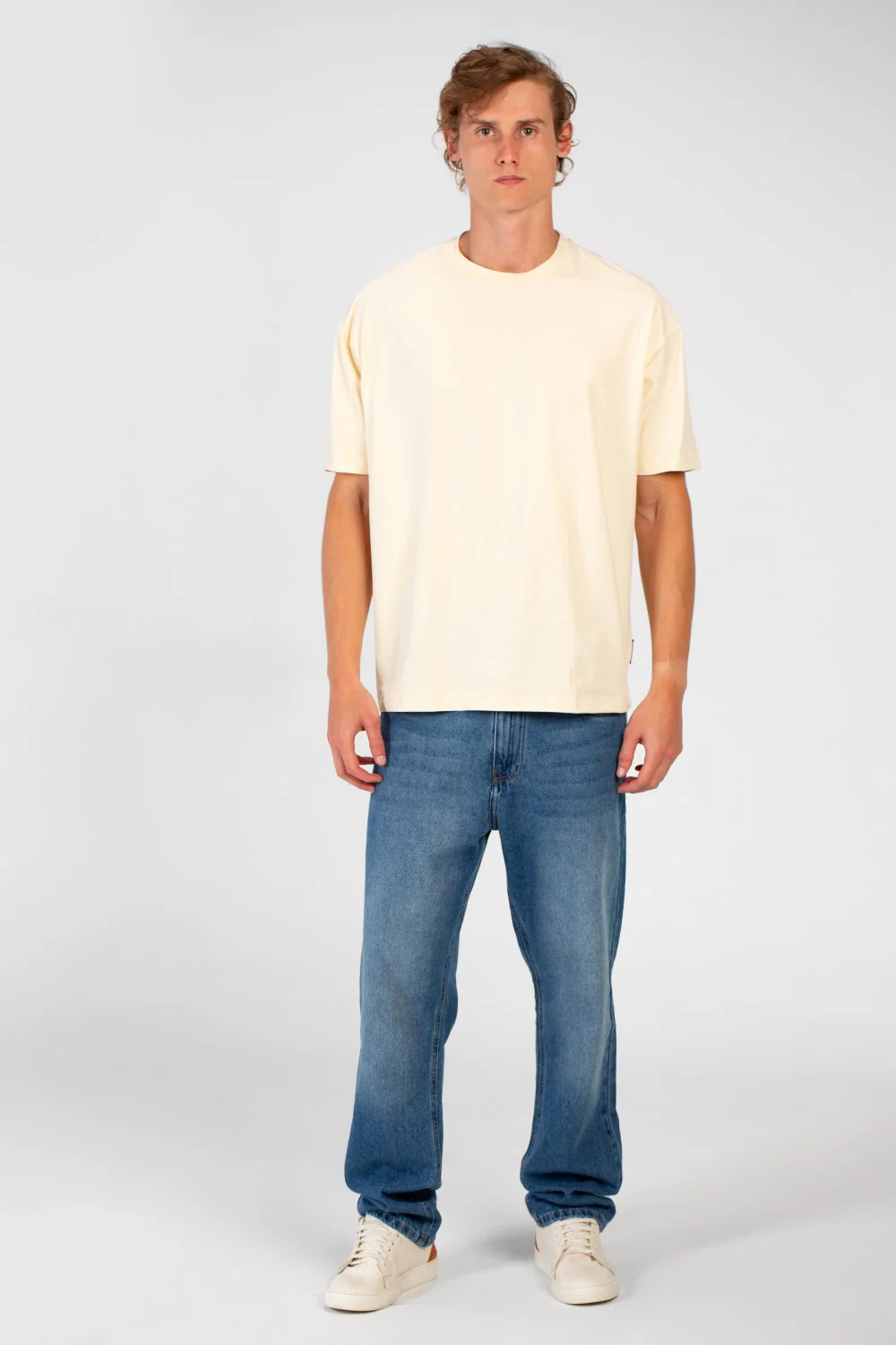 Men's Basic Crew Neck Regular Fit Short Sleeve Breathable T-Shirt - Image 4
