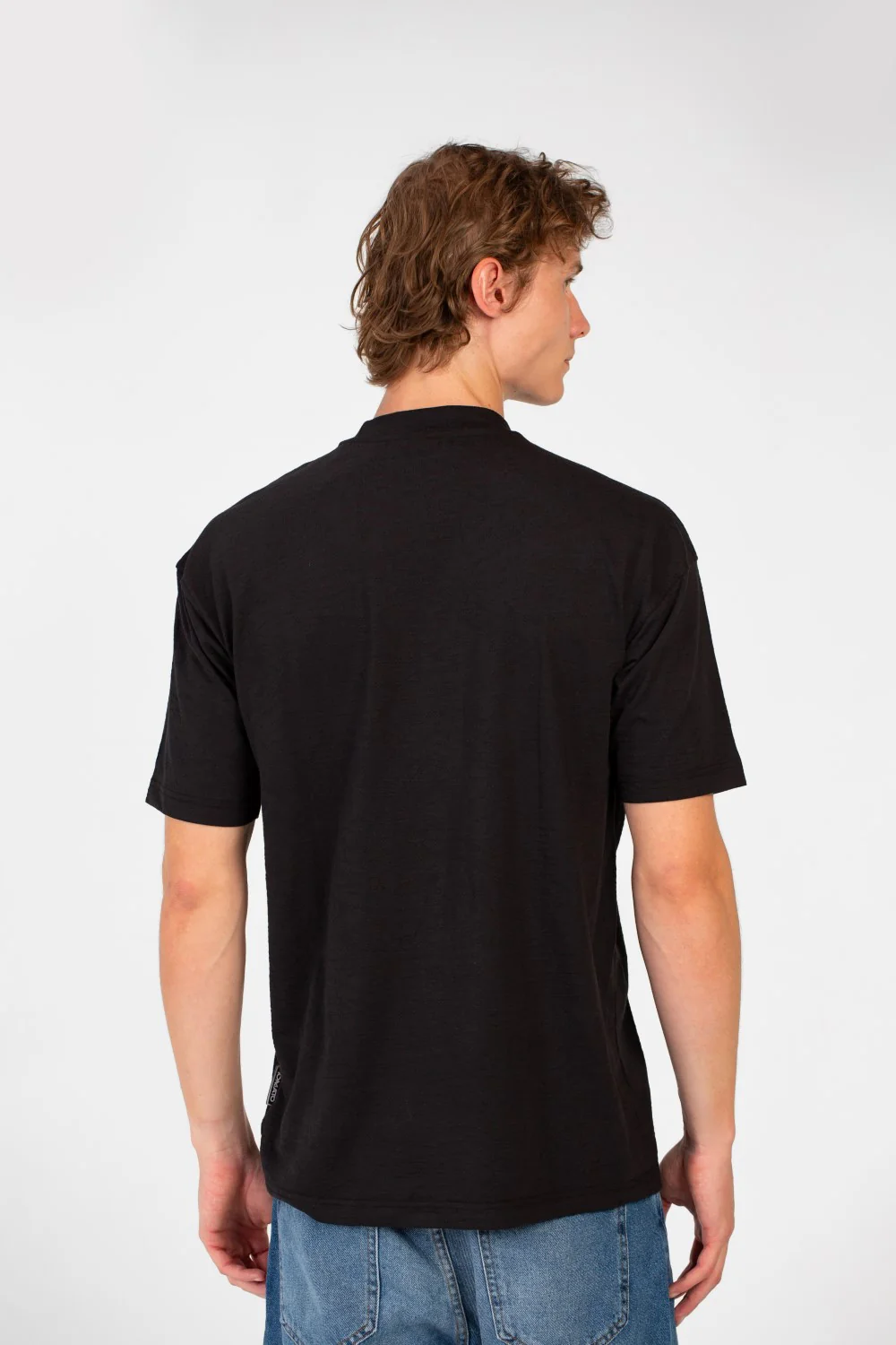 Men's Basic Details Crew Neck Regular Fit T-Shirt With Short Sleeves - Image 6