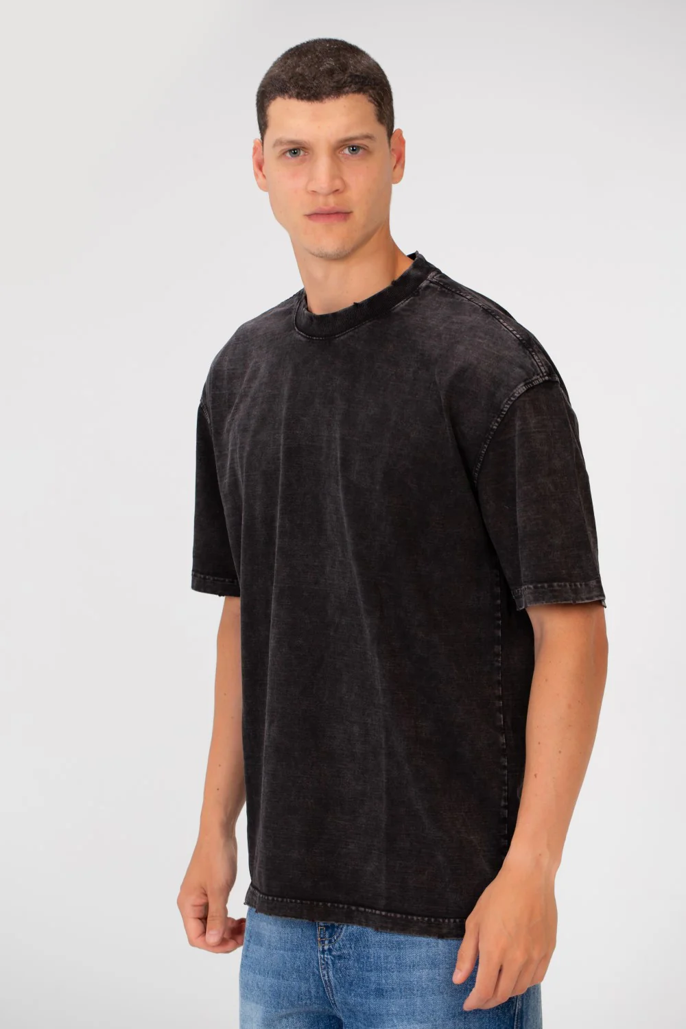 Men's Basic Oversized Half Sleeve Crew Neck T-Shirt - Image 3