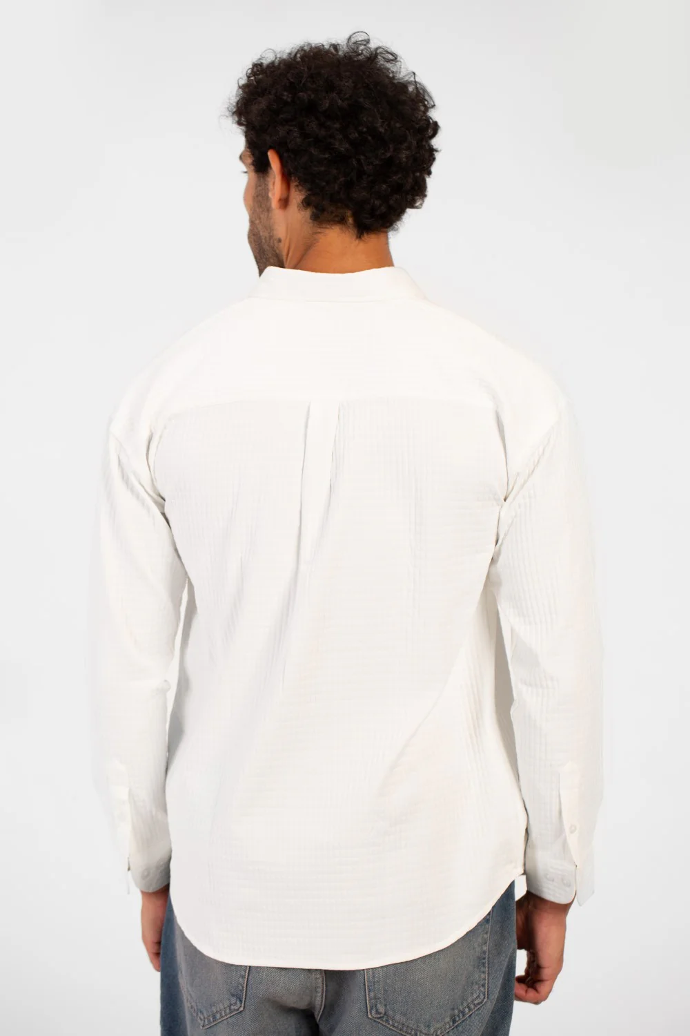 Men's Basic Oversized Shirt With Front Pocket And Long Sleeves - Image 14
