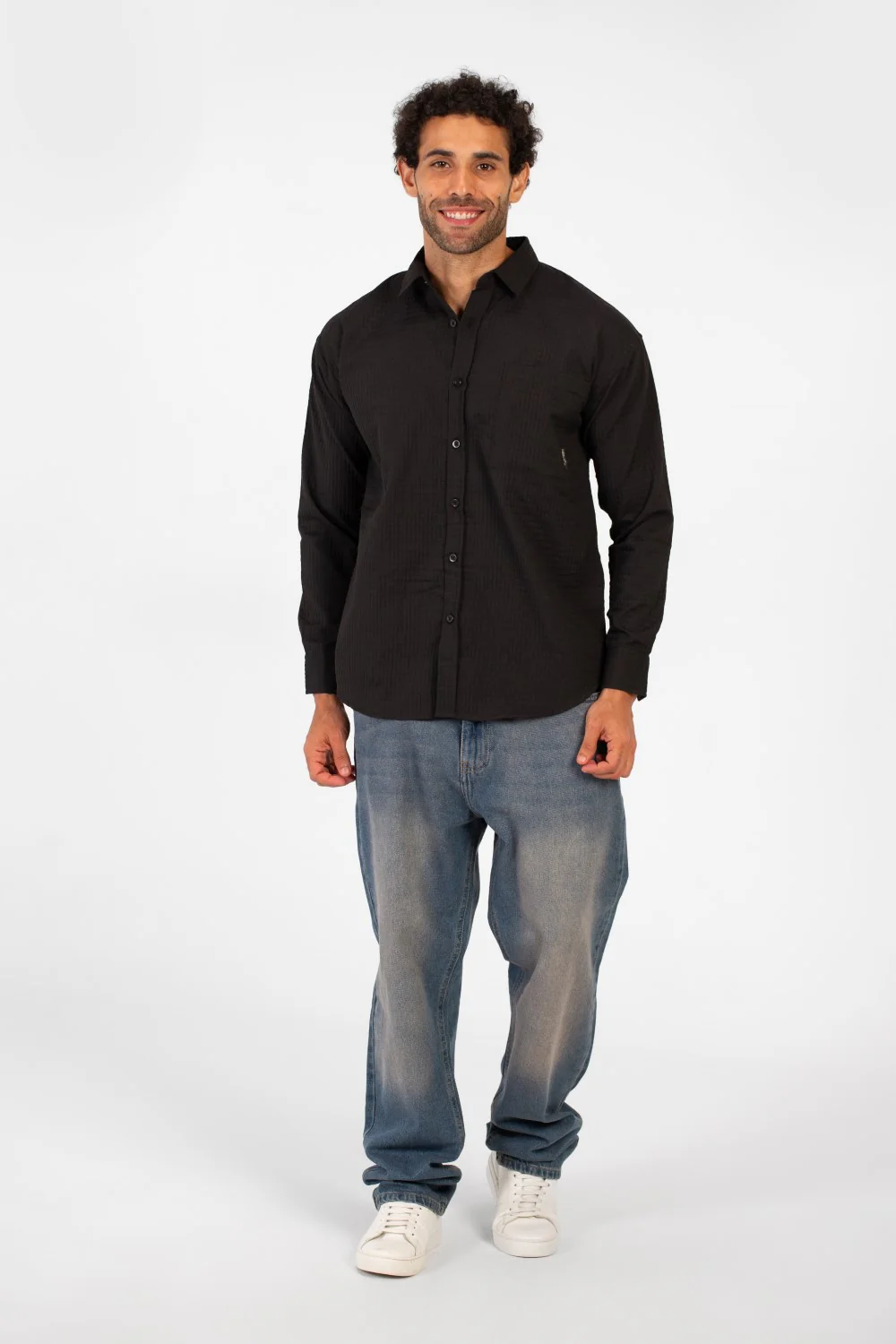 Men's Basic Oversized Shirt With Front Pocket And Long Sleeves - Image 8