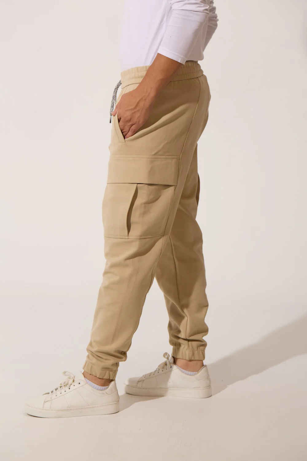 Men's Basic Oversized Sweatpants With Elastic Waistband And Side Pockets - Image 4