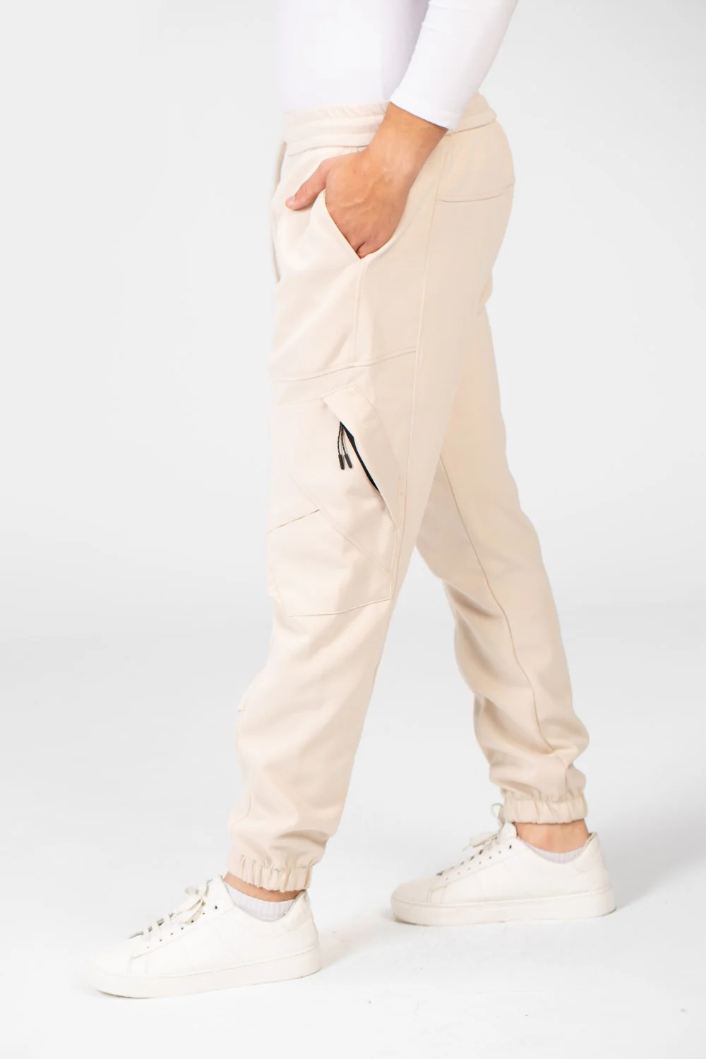 Men's Basic Plain Jogger Sweatpants With Side Pockets - Image 4
