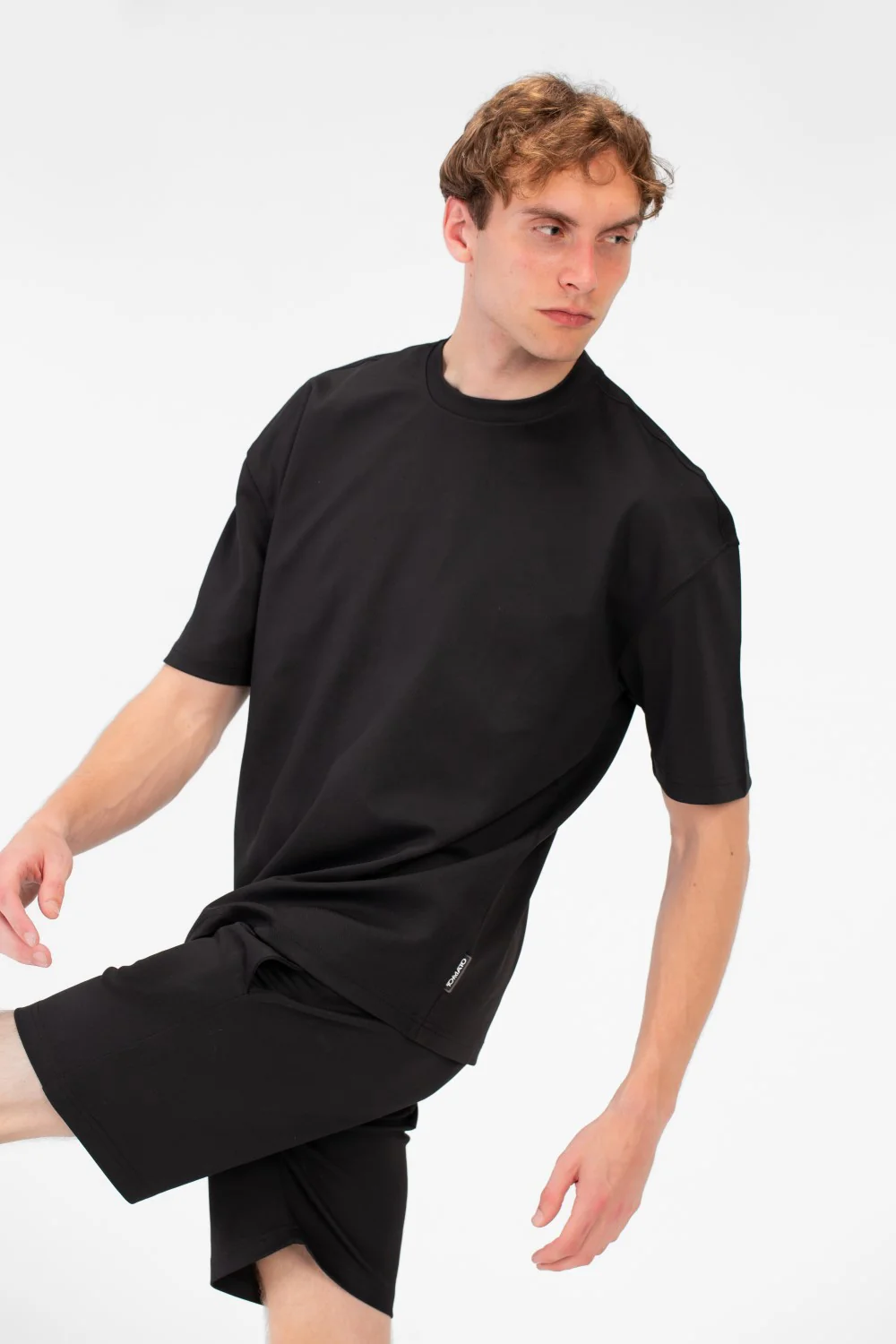 Men's Basic Plain Oversized T-Shirt With Round Neck And Short Sleeves - Image 7