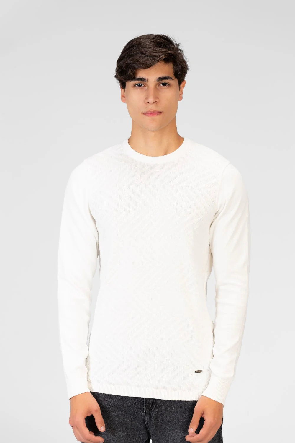 Men's Basic Plain Pullover With A Round Neck In Comfortable Material - Image 13
