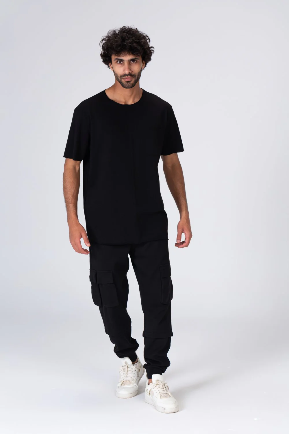 Mens Basic Plain T-shirt With Half Sleeve And A Front Pocket - Image 3