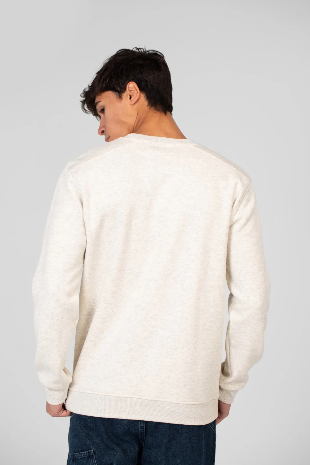 Men's Basic Sweatshirt With A Round Neck In Practical Material - Image 22
