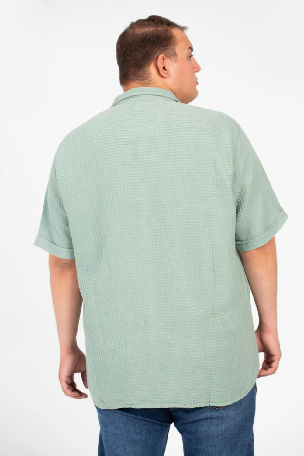 Men's Big Size Basic Plain Shirt With Comfortable Summer Fabric And Short Sleeves - Image 2