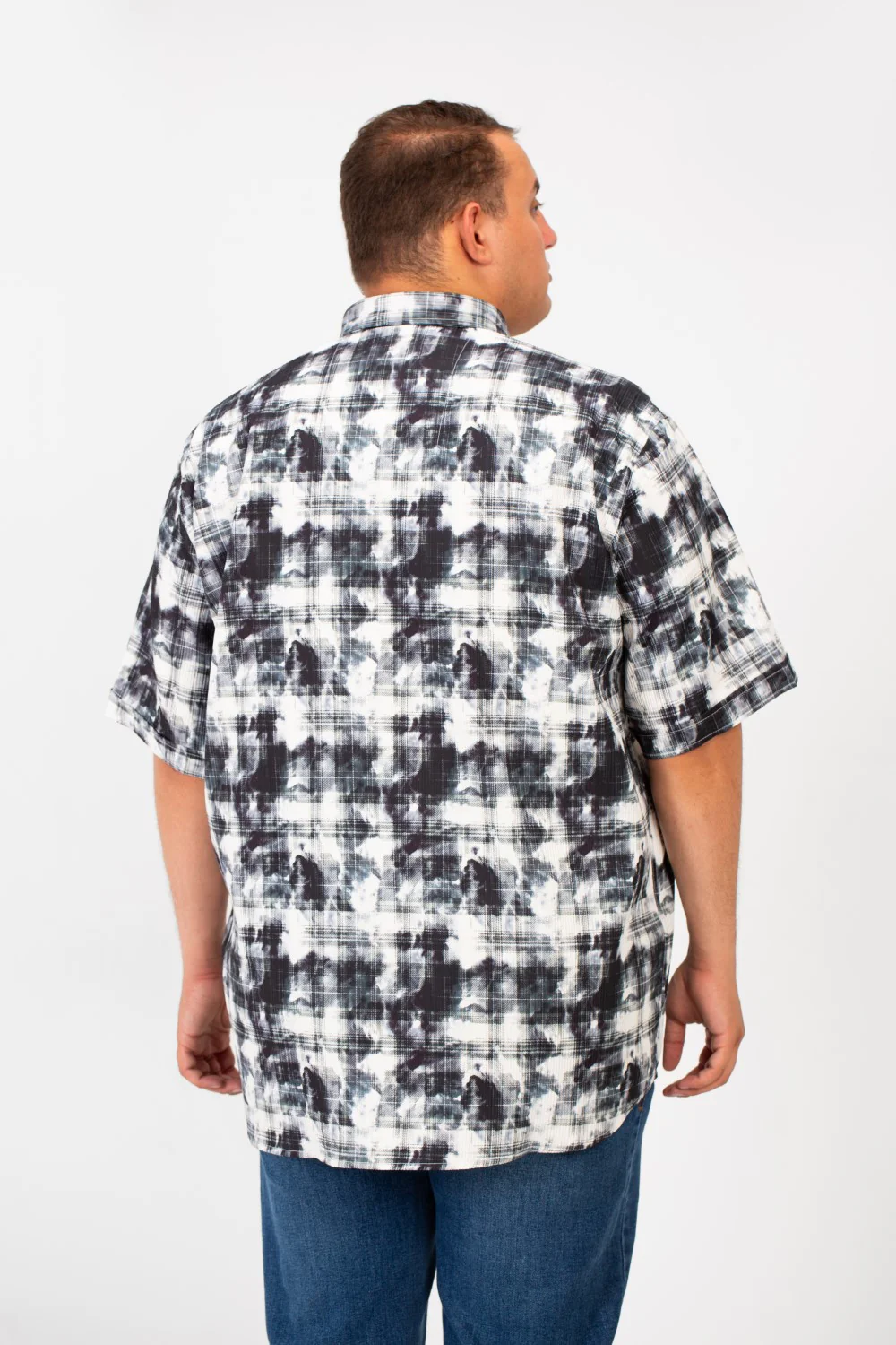 Men's Big Size Checked Printed Half Sleeved Shirt With Front Pocket - Image 2