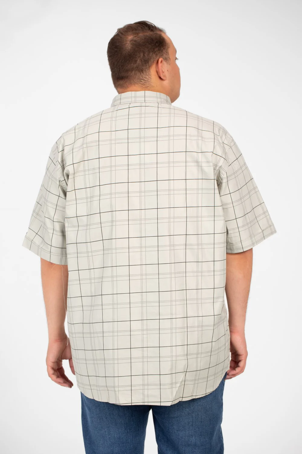 Men's Big Size Short Sleeved Checked Shirt With Full Buttons And Front Pockets - Image 10