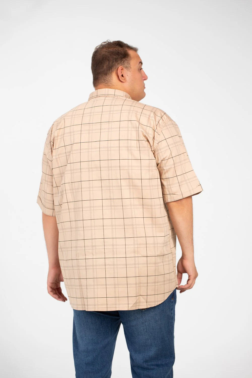 Men's Big Size Short Sleeved Checked Shirt With Full Buttons And Front Pockets - Image 2