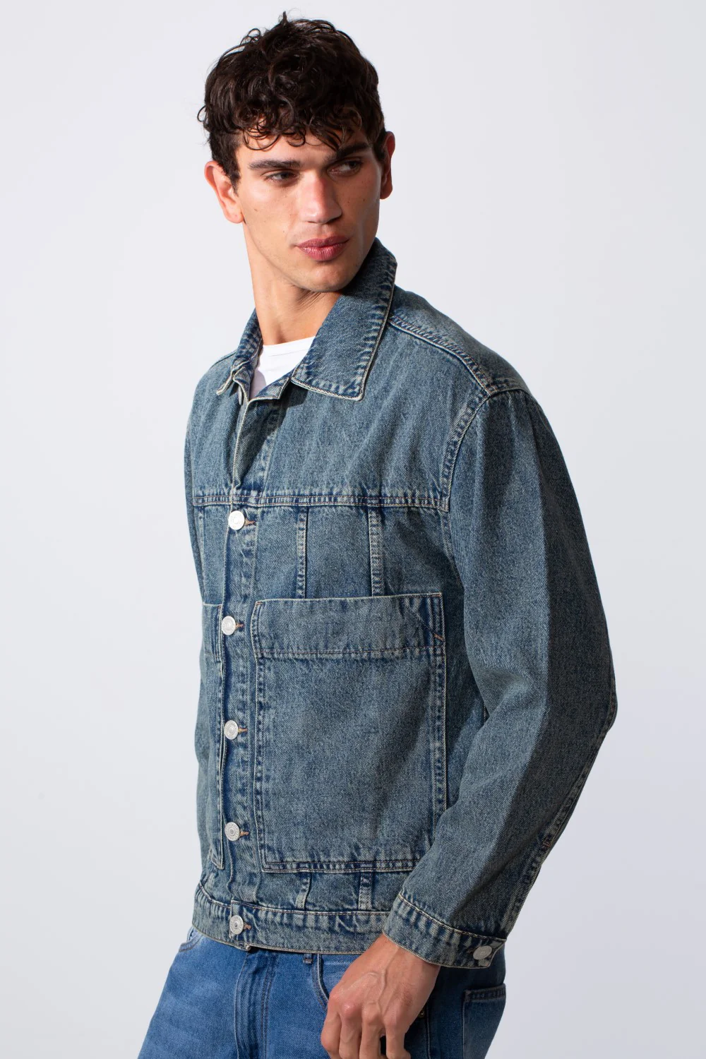 Men's Boxy Fit Front Pockets Jeans Denim Jacket - Image 12