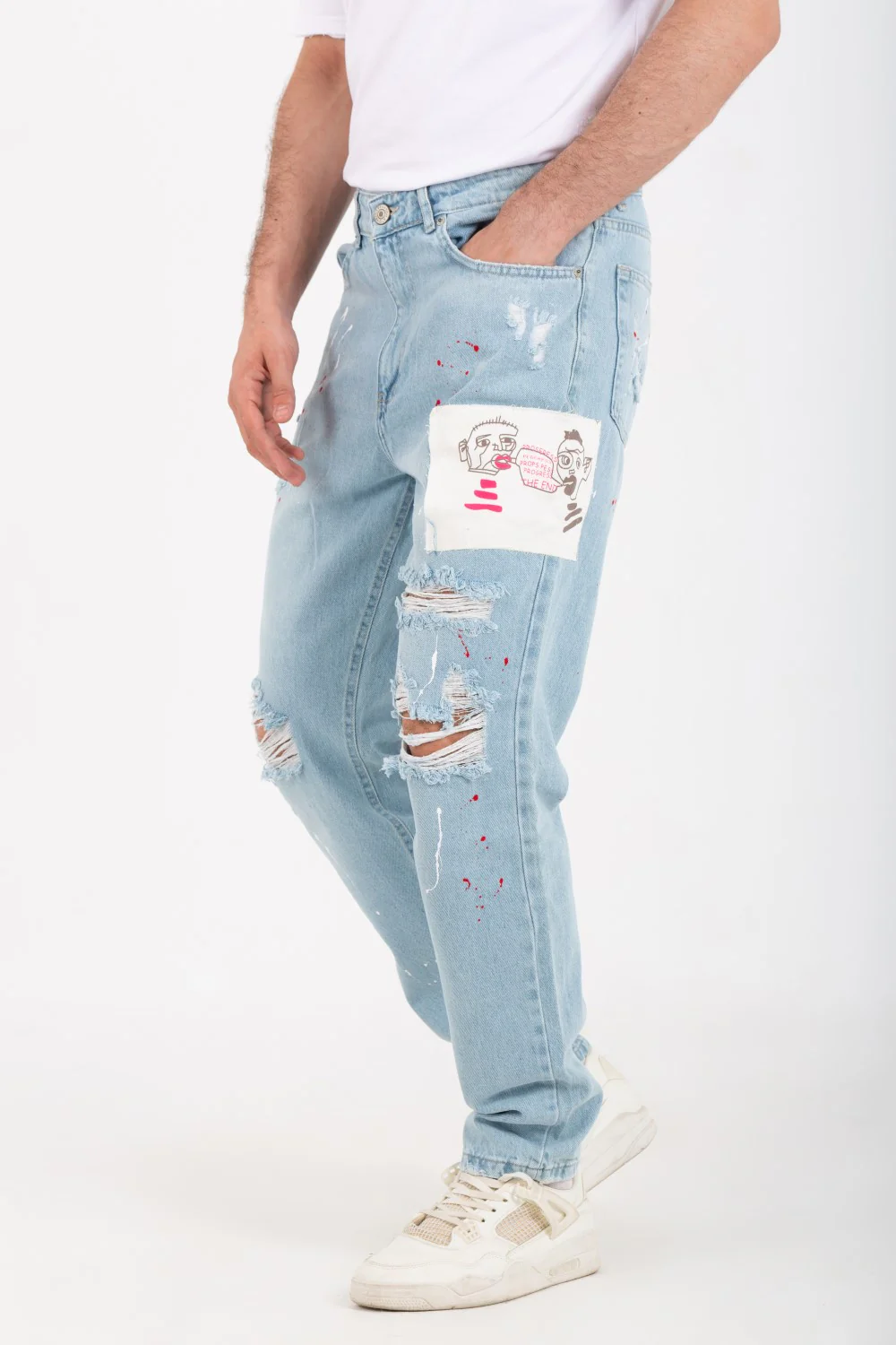 Men's Boyfriend Cutting Jeans Printed With Badge Tomato On The Back - Image 27