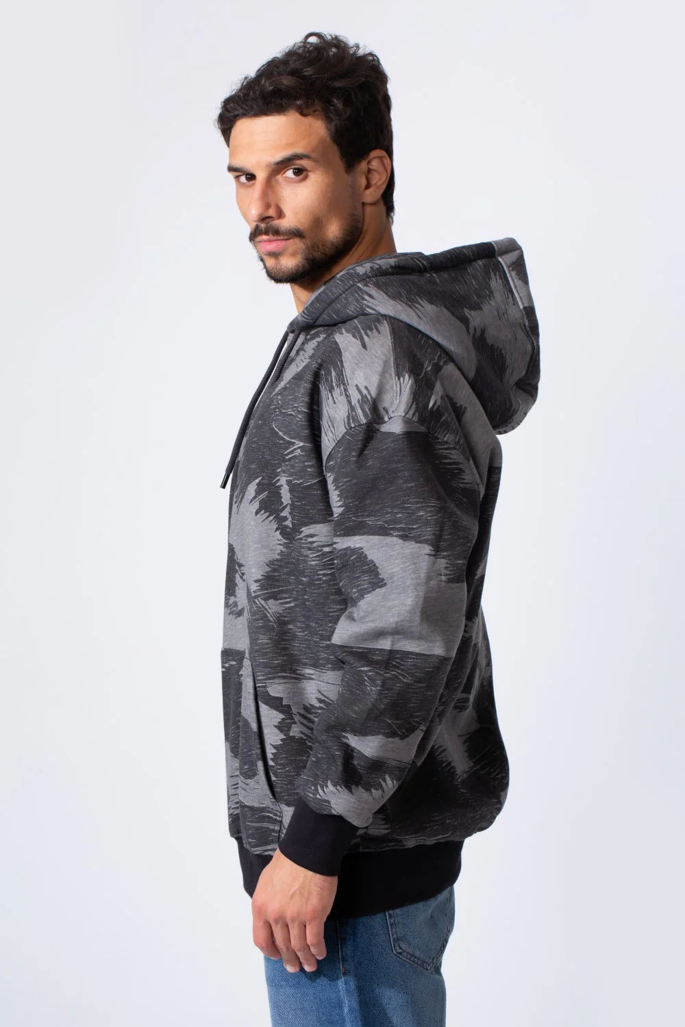 Men's Camo Melton Regular Fit Hooded Long Sleeves Sweatshirt - Image 3