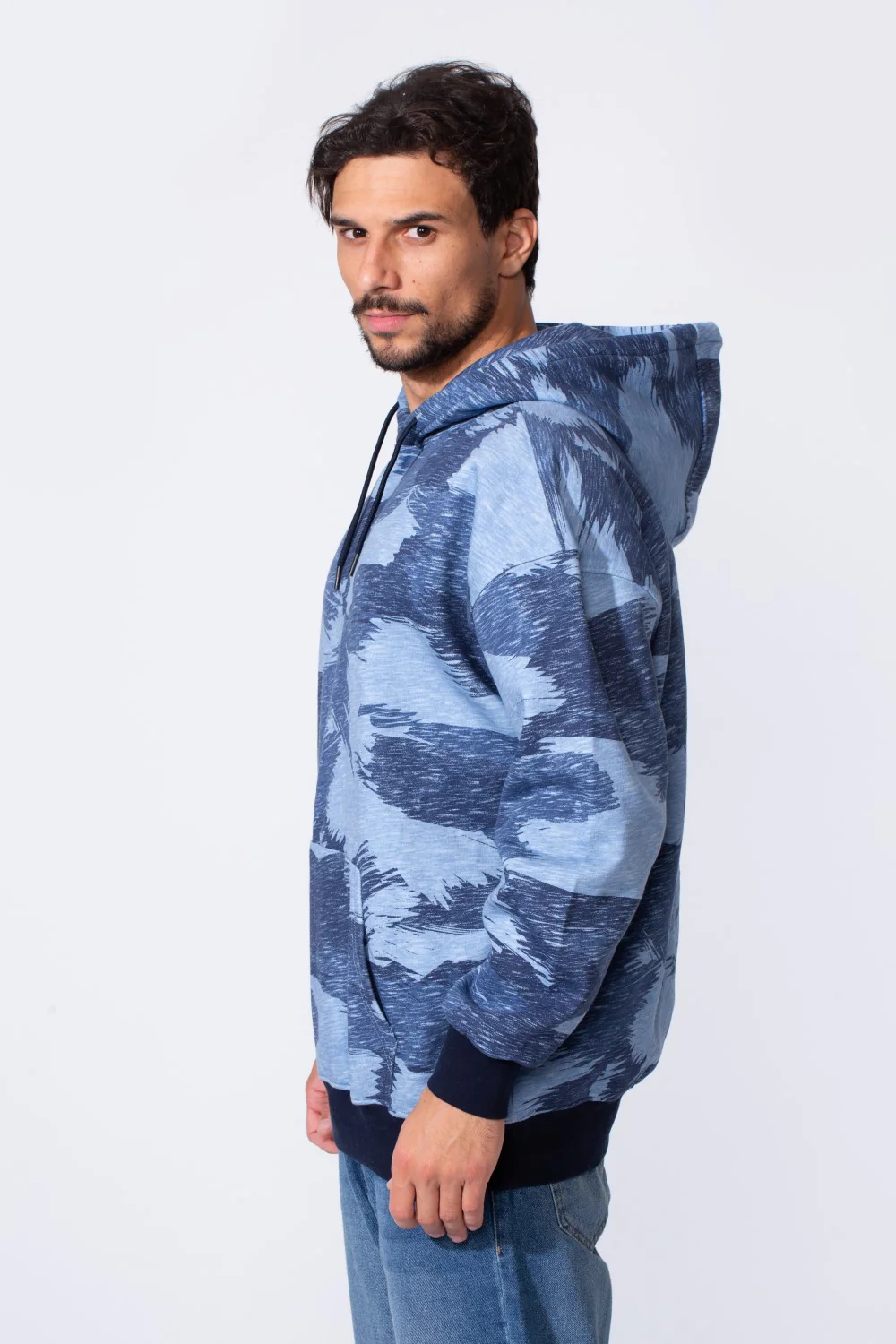 Men's Camo Melton Regular Fit Hooded Long Sleeves Sweatshirt - Image 7