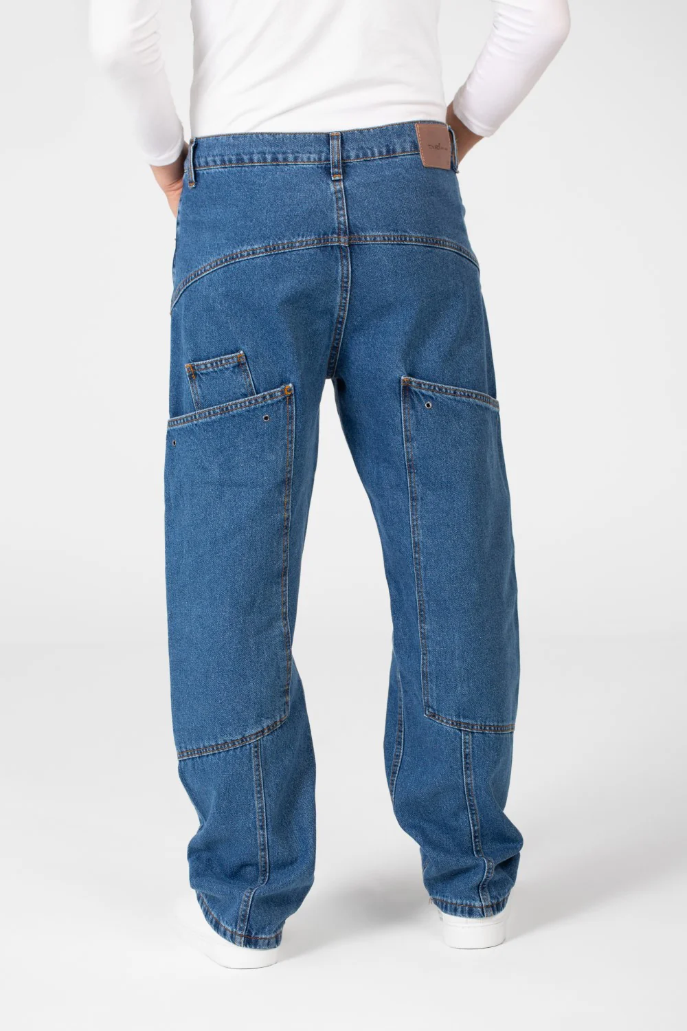 Men's Cargo Jeans Pants With A Modern Cut And Basic Details - Image 6