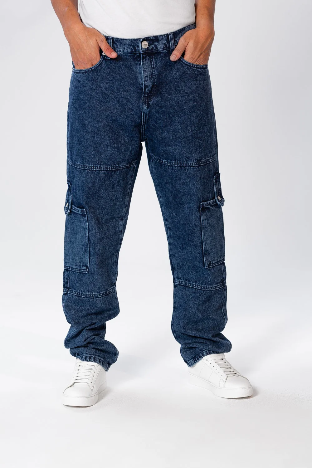 Men's Cargo Jeans Pants With A Modern Fit - Image 4