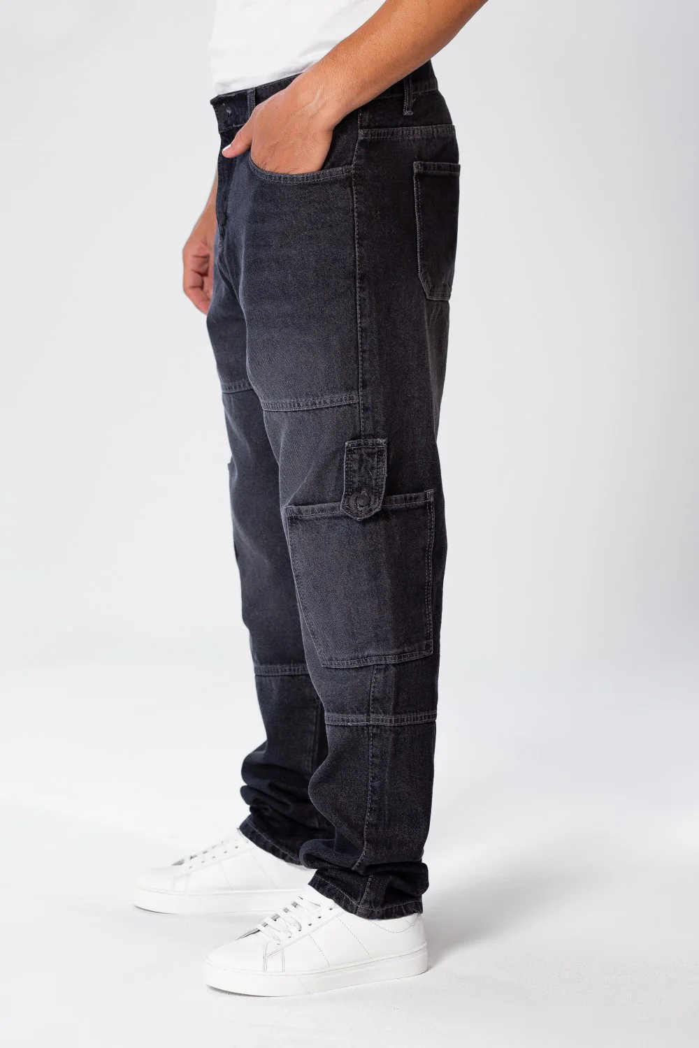 Men's Cargo Jeans Pants With A Modern Fit - Image 9