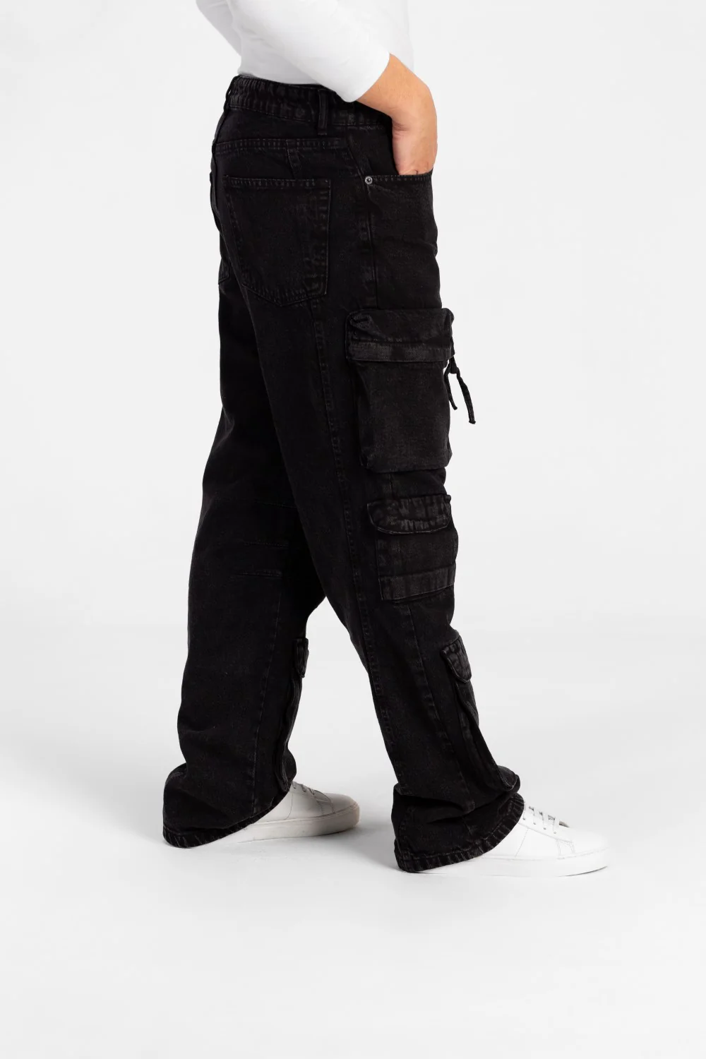 Men's Cargo Jeans Pants With Modern Pockets In Comfortable Material - Image 4