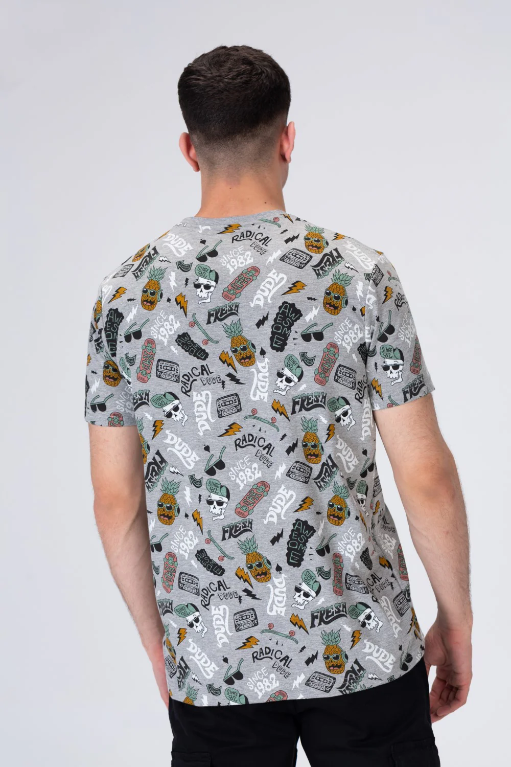 Men's Casual Half Sleeve T-shirt In Modern Colors And Practical Materials - Image 2